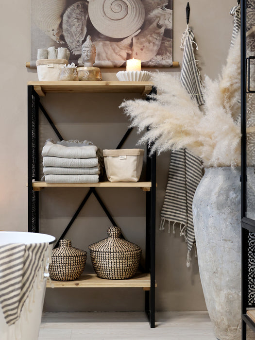 Karfa með uppbrettum kanti