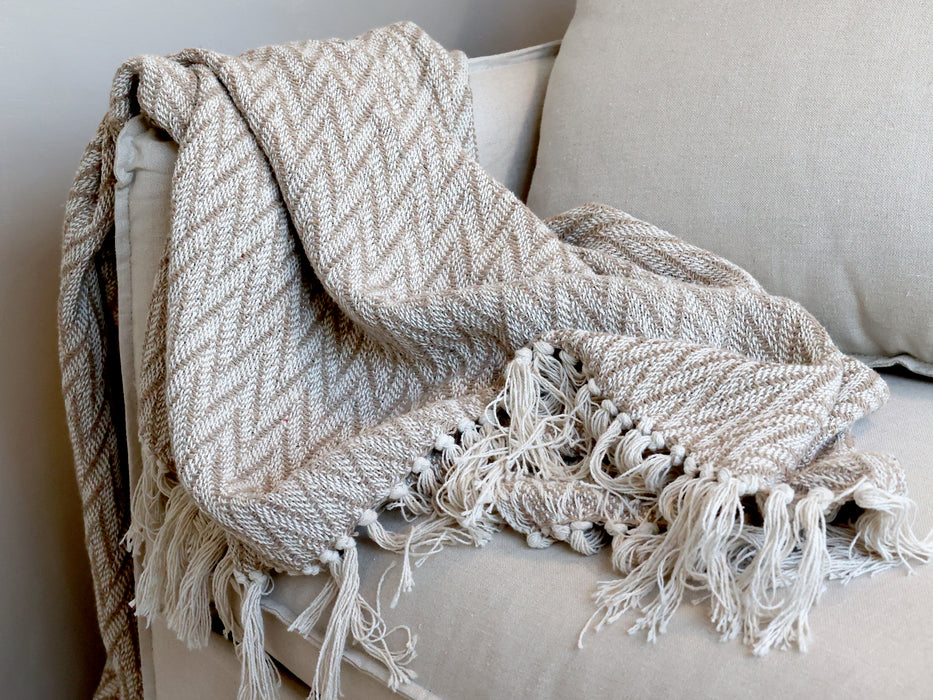 Teppi  150x 130 cm Latte Aix