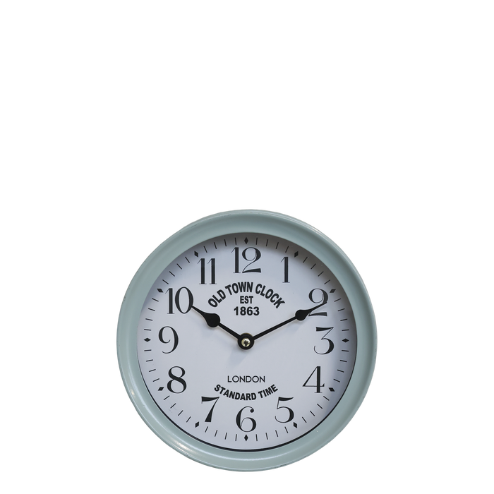 Veggklukka old town clock