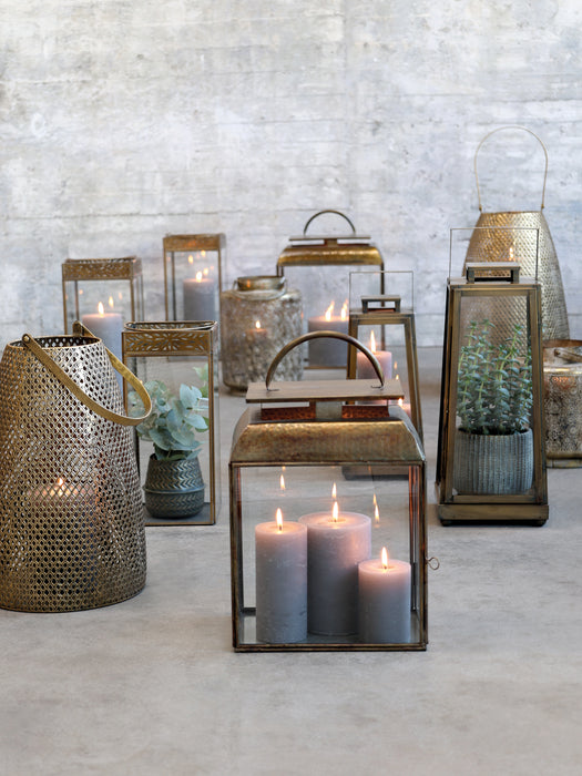 Lukt brass með mynstri