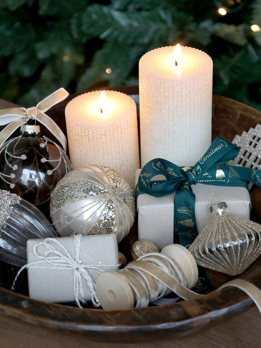 Velúrborði á viðarspólu "Cream"