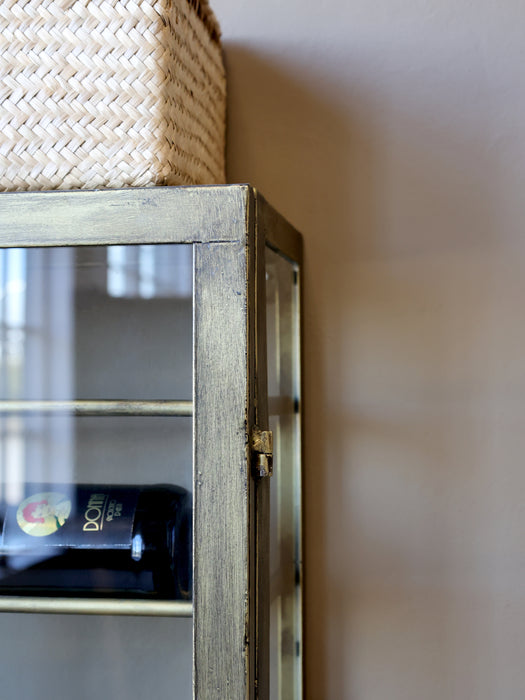 Vínrekki úr járni og gleri