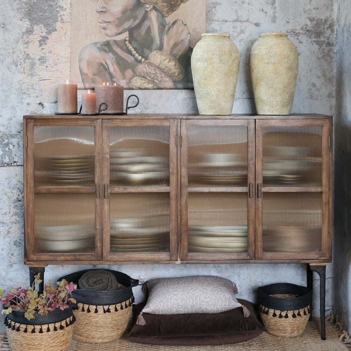 Skenkur með riffluðu gleri