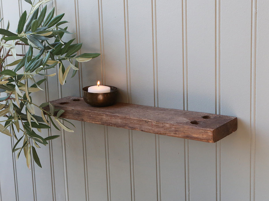 Viðarhilla 50 cm á lengd