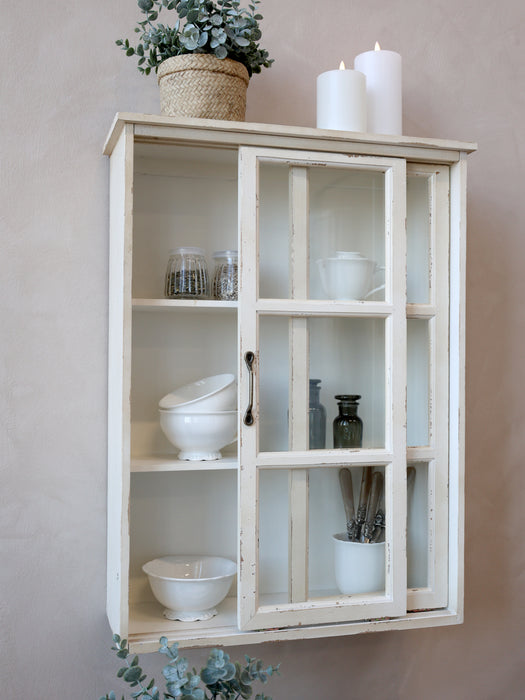 Veggskápur með glerhurð