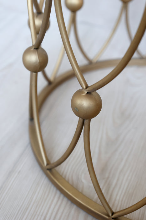 Gyllt hliðarborð/sófaborð minni týpa