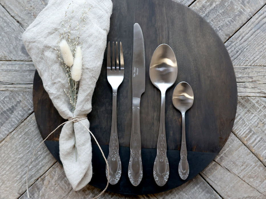 Hnífapör með skrauti fyrir einn